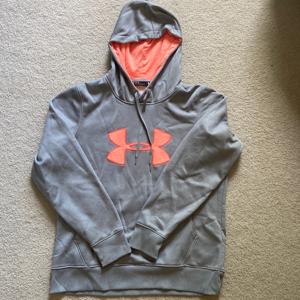 L Under Armour Sweatshirt